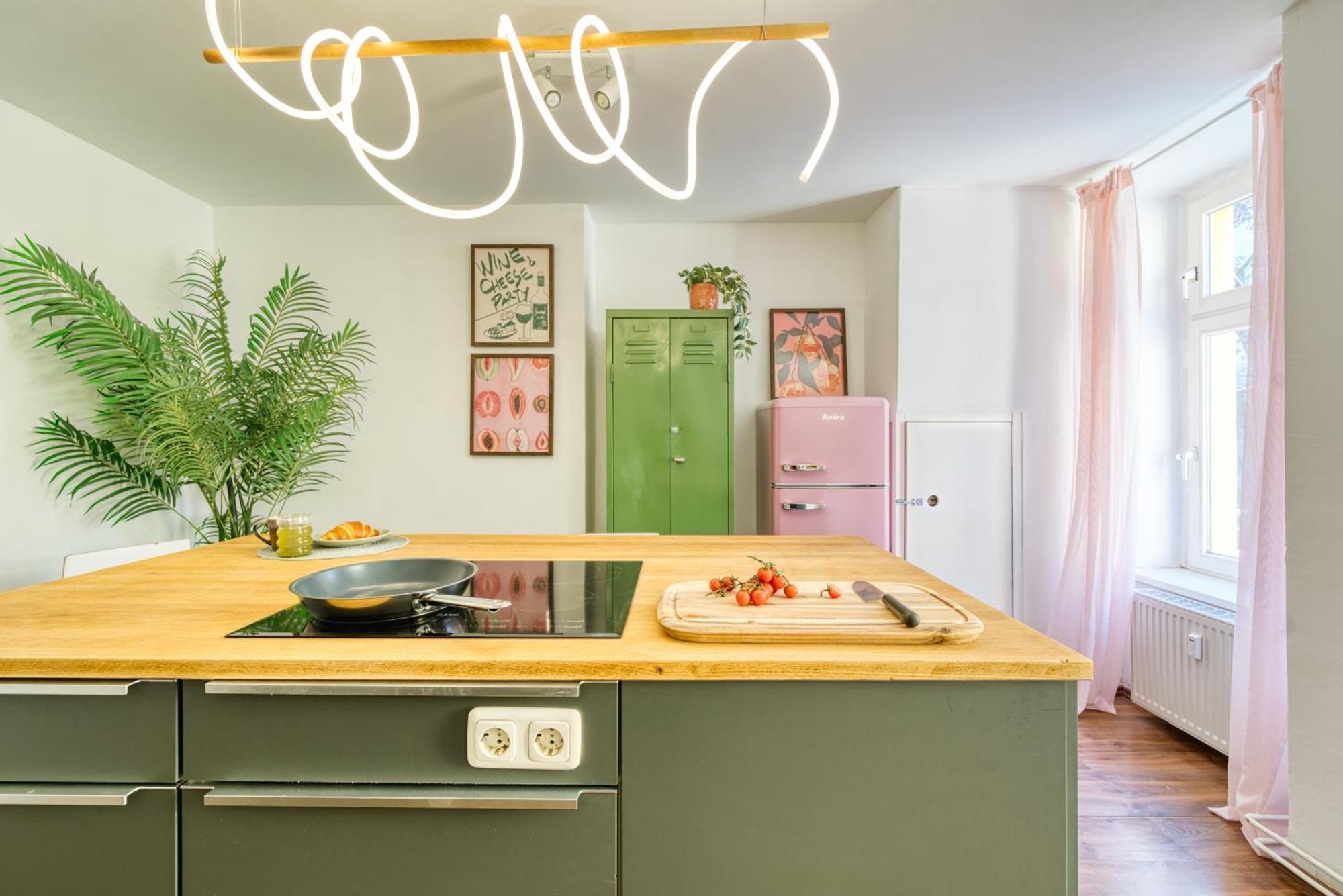 Mitten Im Kreuzberger Kiezleben - Geraeumig & - 3 Sz Auf 140qm Apartment *