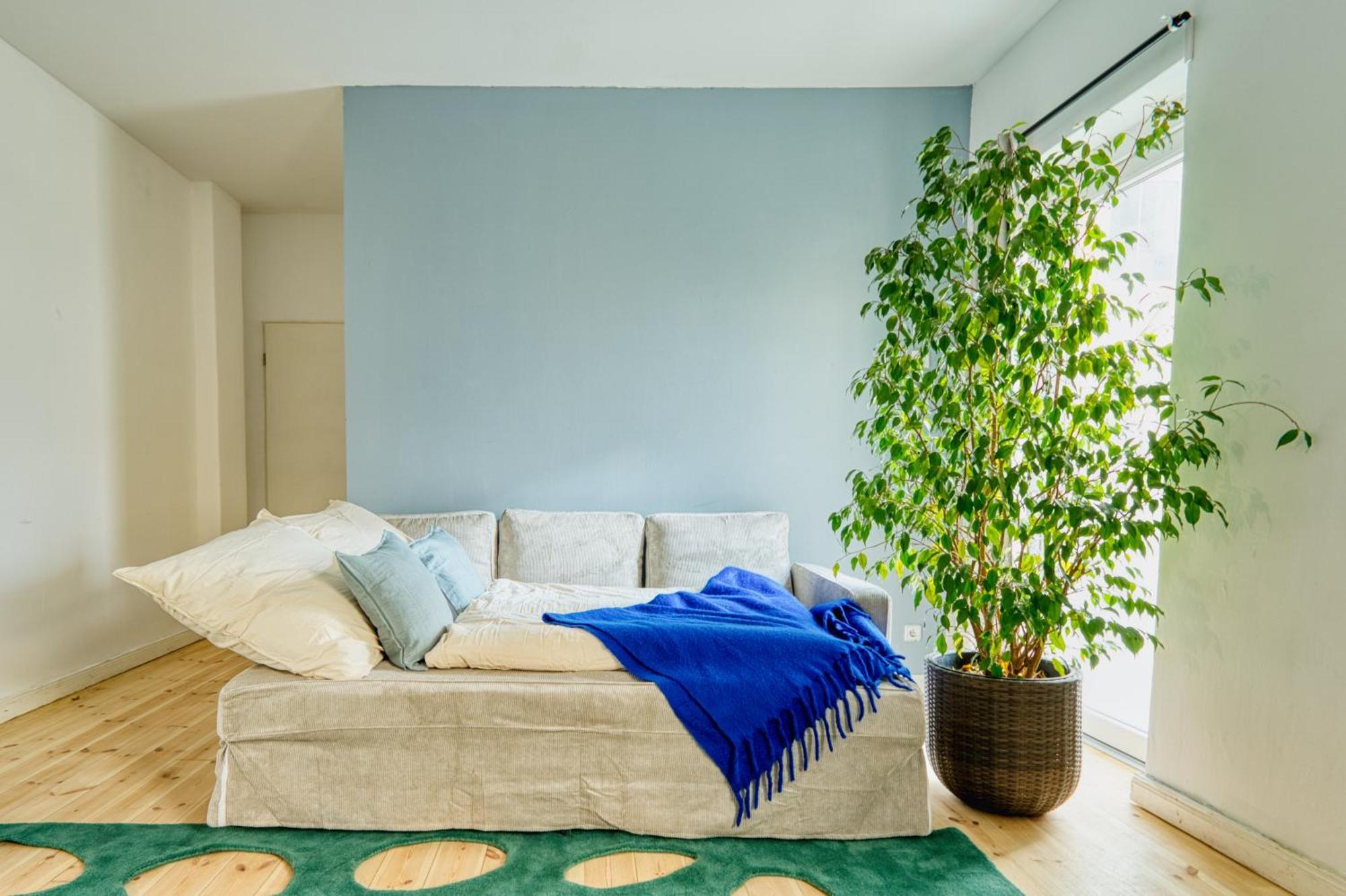 Apartment Mitten Im Kreuzberger Kiezleben - Geraeumig & - 3 Sz Auf 140qm *