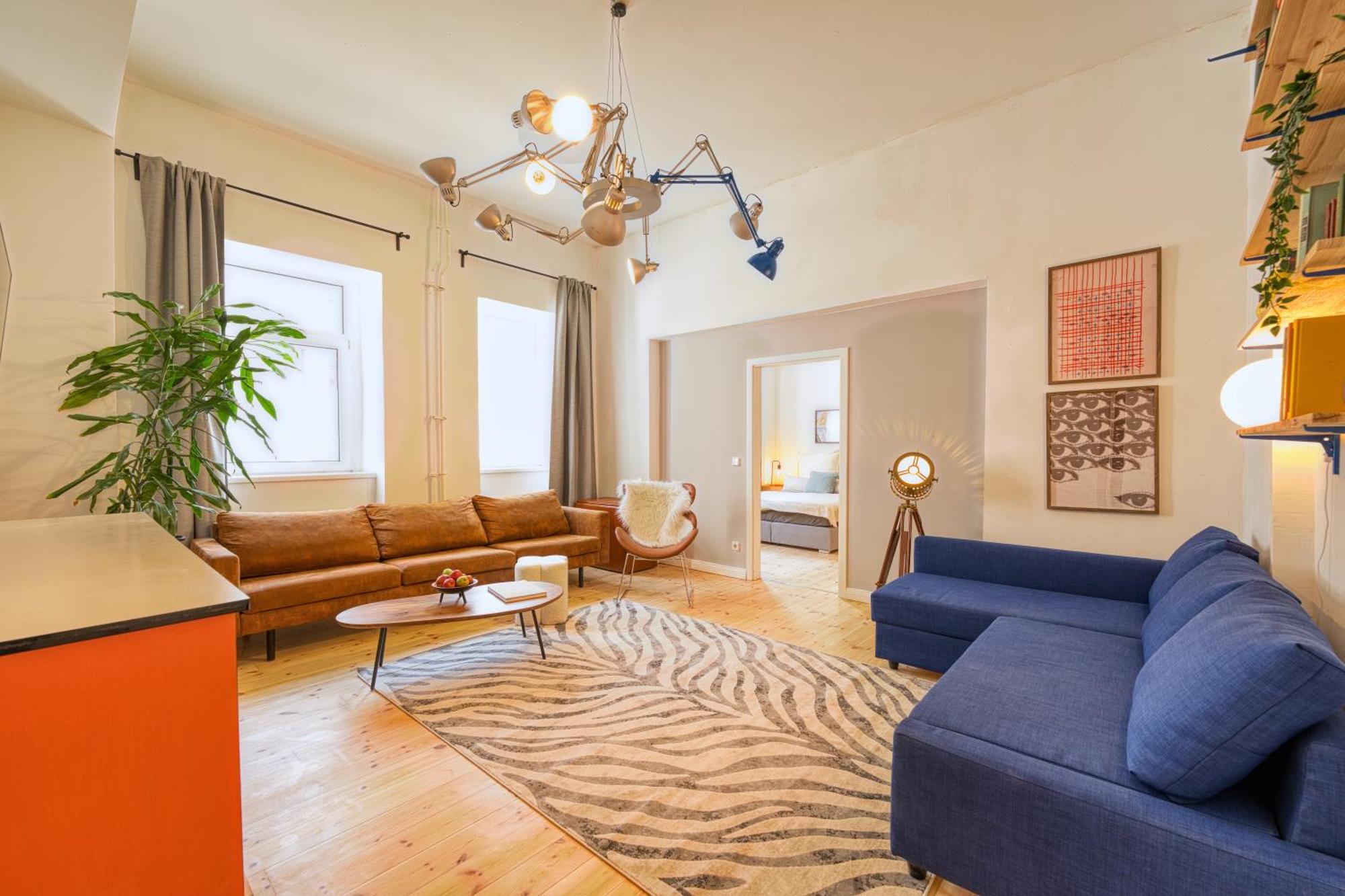 Mitten Im Kreuzberger Kiezleben - Geraeumig & - 3 Sz Auf 140qm Apartment